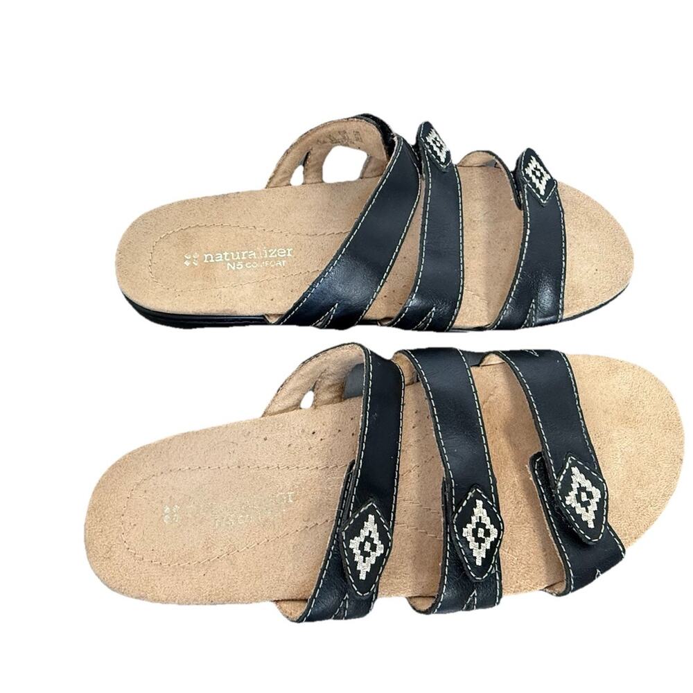 Naturalizer Kane Women’s Sandal‎ Black Leather With Ivory Stitching 7.5M